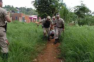 paraguay-policias-campo