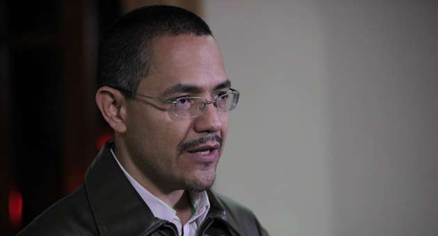 ernesto_villegas21352720411