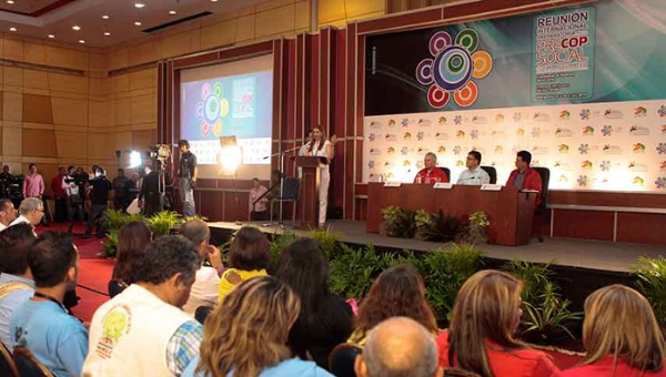 precopsocial.jpg_1718483346