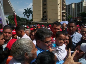 Elias Jaua , en cierre de campaña y el pre-candidato Montezuma