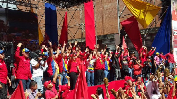 33b4025f-44cc-49f8-9611-bff0a0d2f30e