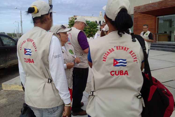 cuba-medicos-henryreeve