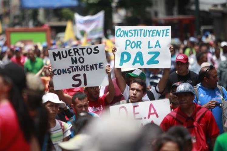 Venezuela-constituyente-marcha