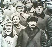 Lenin_en_reunión