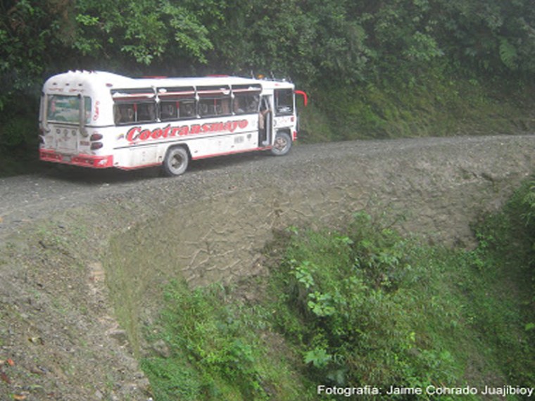 peligrosa-via-San-Francisco-Mocoa-13